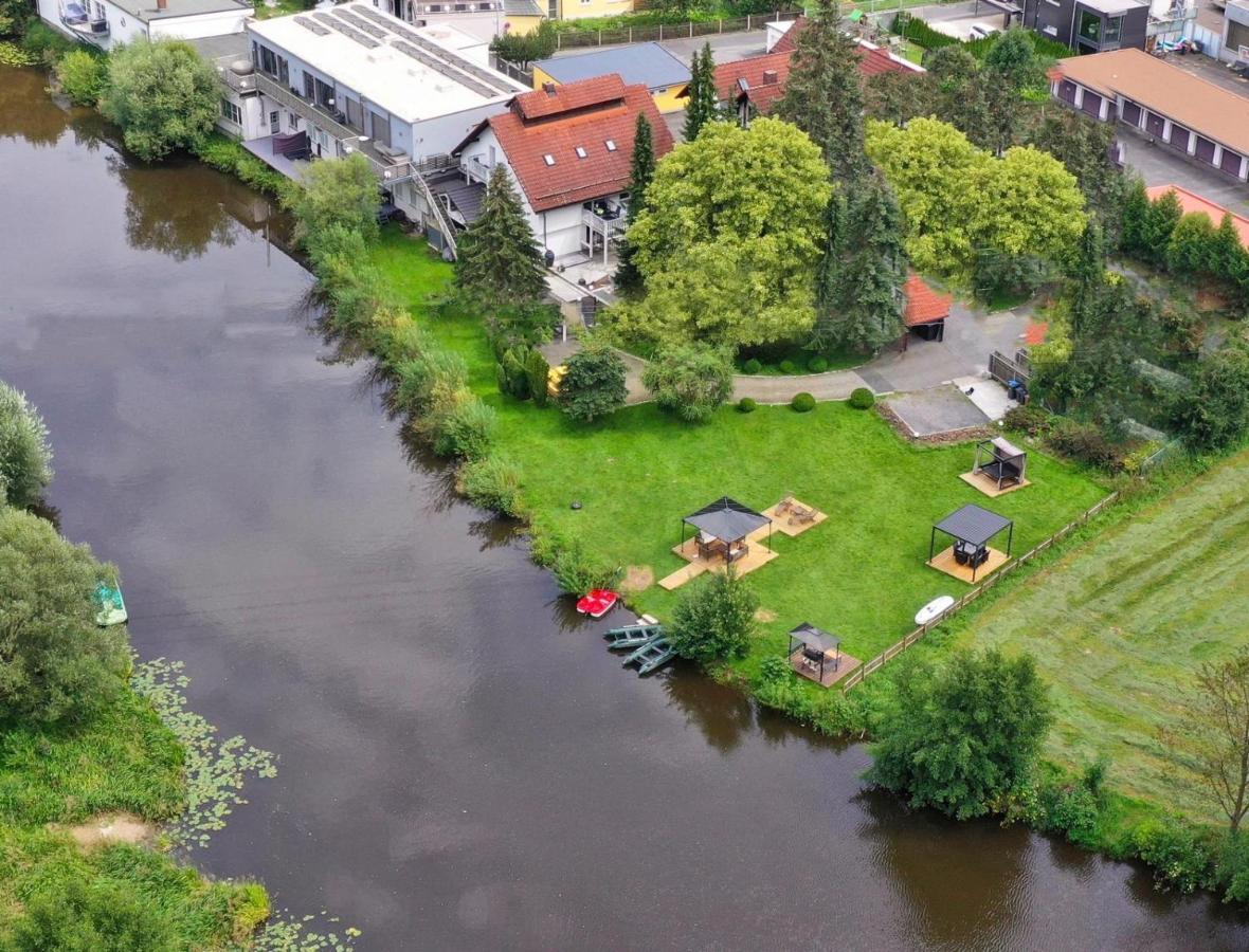 Suite 2 Neustadt an der Waldnaab Bagian luar foto